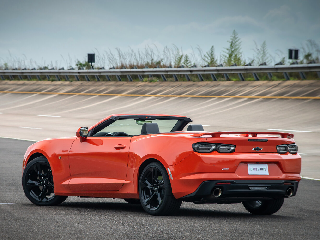 Chevrolet Camaro, VI facelift, 2018–2024, Convertible: Rear three-quarter view