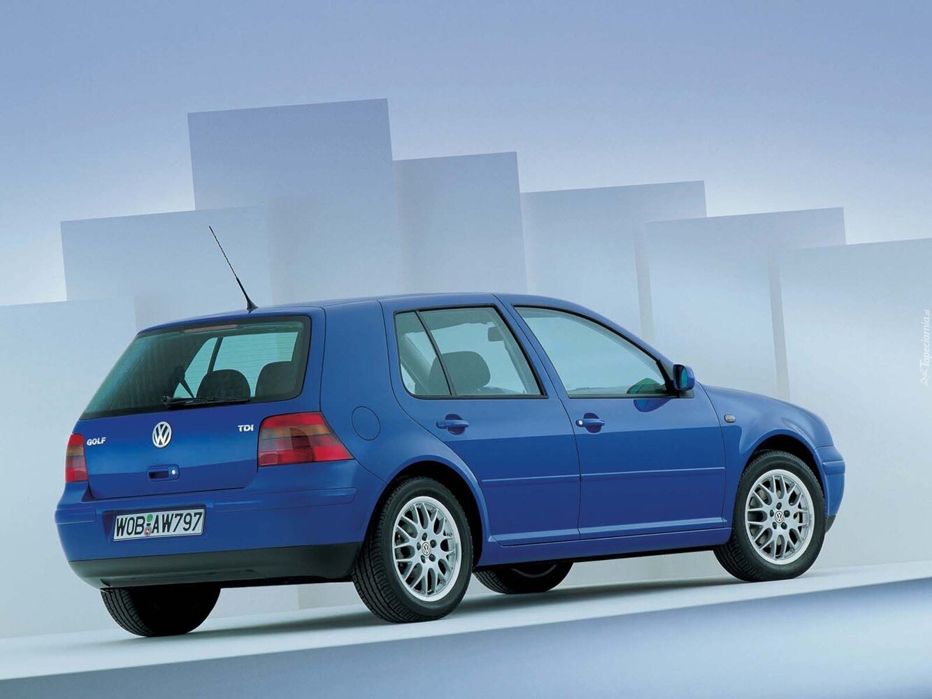 Volkswagen Golf, IV, 1997–2006, Хэтчбек 5 дв.: Вид сзади в три четверти