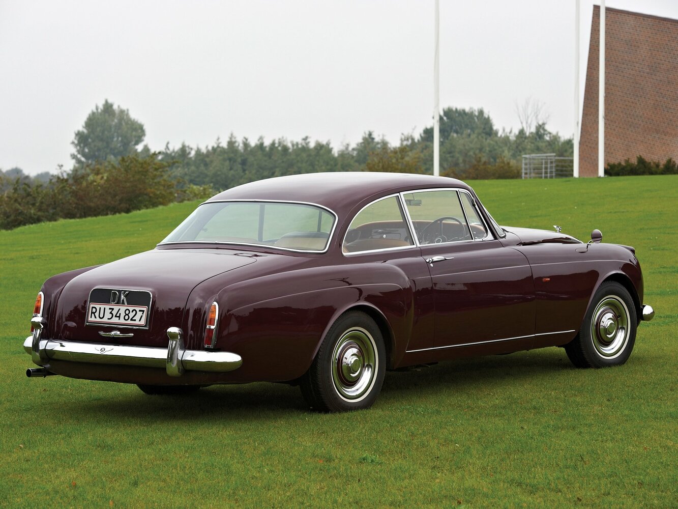 Bentley S, II, 1959–1962, Купе: Вид сзади в три четверти