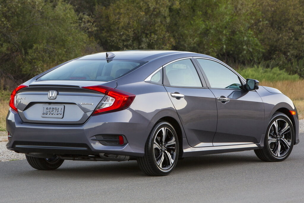 Honda Civic, 10 поколение, FC, Седан, США, 09.2015 - 07.2019: фото поколения 19