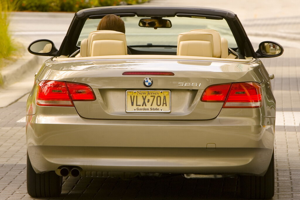 BMW 3-series, 5 поколение, E93, Открытый кузов, США, 07.2006 - 02.2010: фото поколения 8