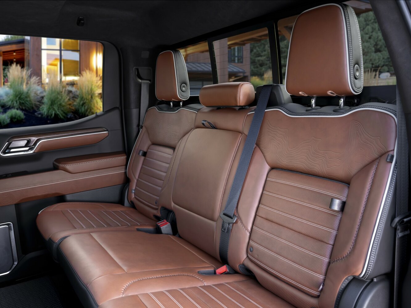 GMC Sierra, IV Рестайлинг, 2022–2026, Пикап Двойная кабина Crew Cab: Задняя часть салона