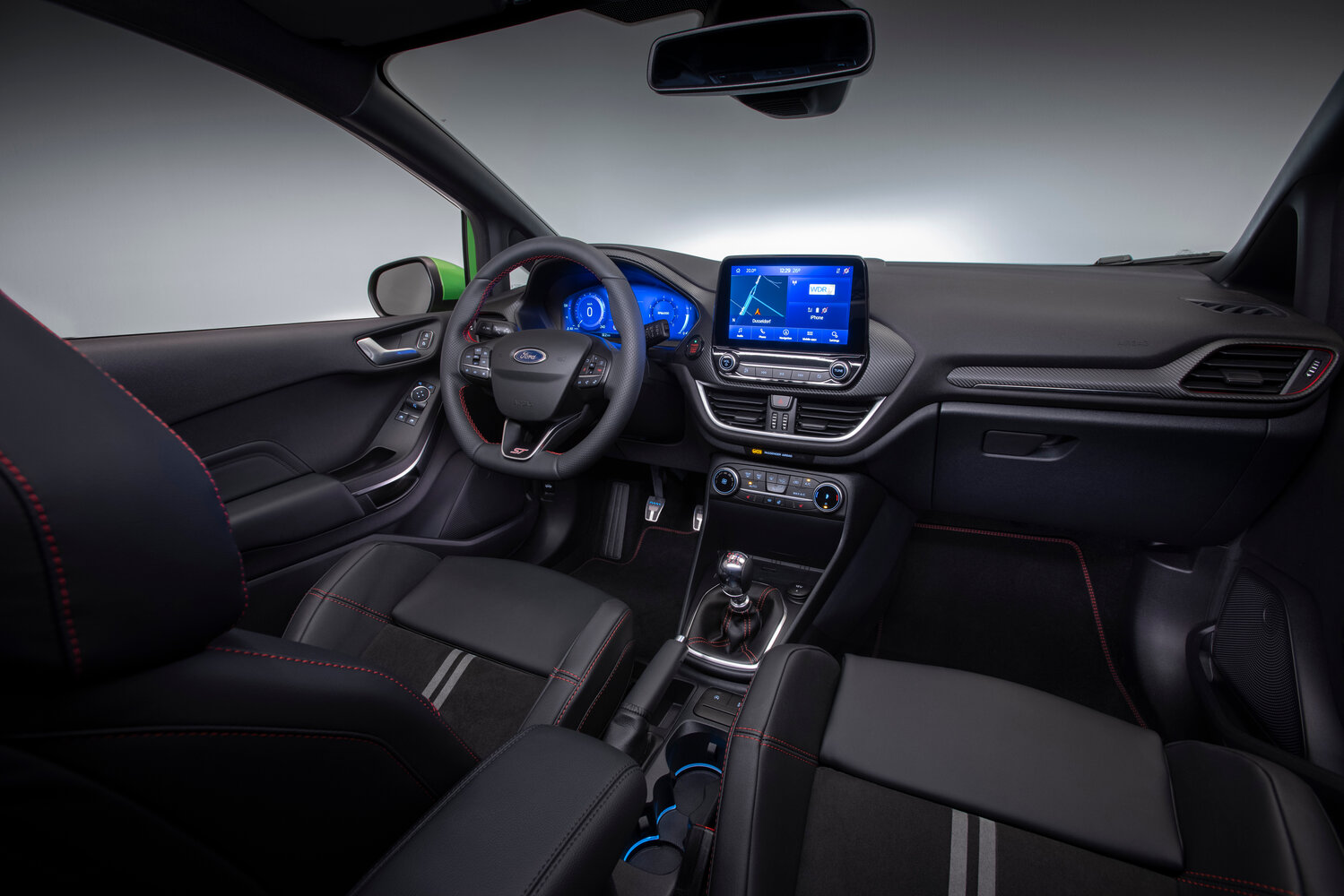 Ford Fiesta, Mk7 facelift, 2021–2023, Hatchback 3 door: Front cabin