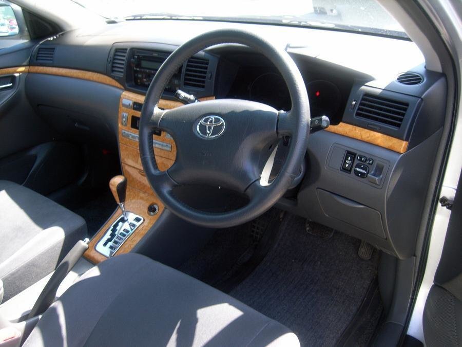 Toyota Corolla, 9 поколение, E120, 2-й рестайлинг, Седан, Япония, 04.2004 - 10.2006: фото поколения 25