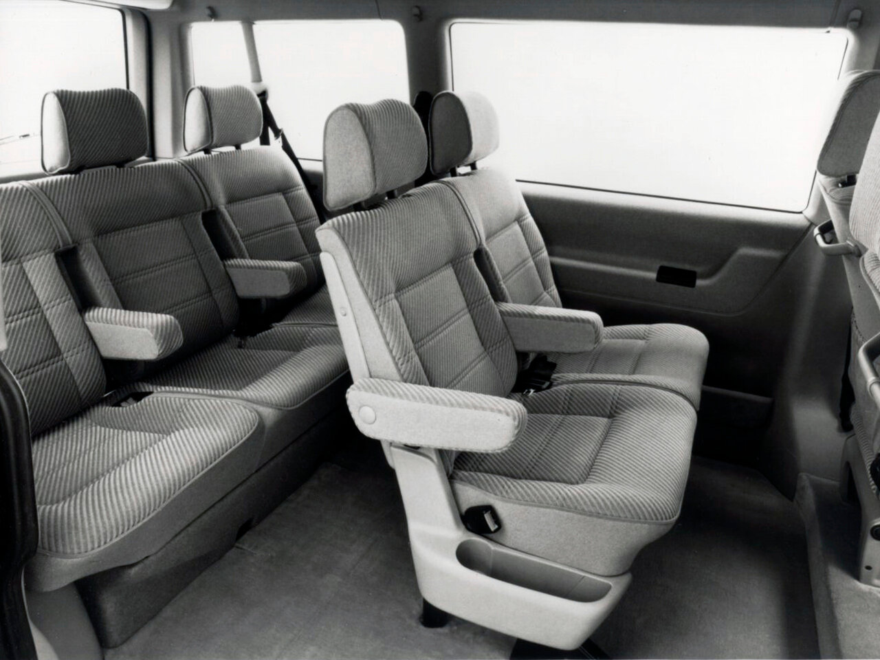 Volkswagen EuroVan, T4, 1992–1997, Минивэн: Задняя часть салона