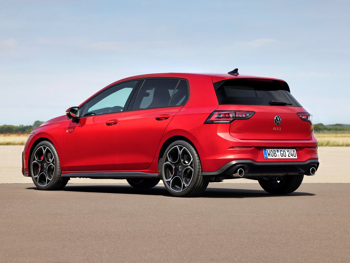 Volkswagen Golf GTI, VIII facelift, 2024–2026, Hatchback 5 door: Rear three-quarter view