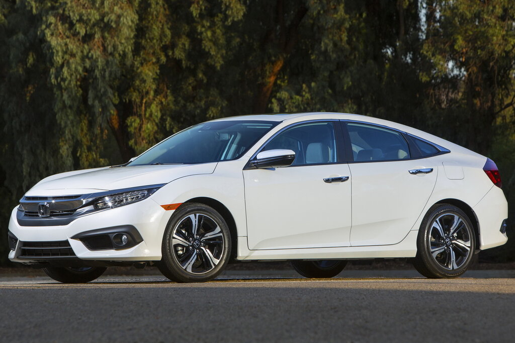 Honda Civic, 10 поколение, FC, Седан, США, 09.2015 - 07.2019: фото поколения 10