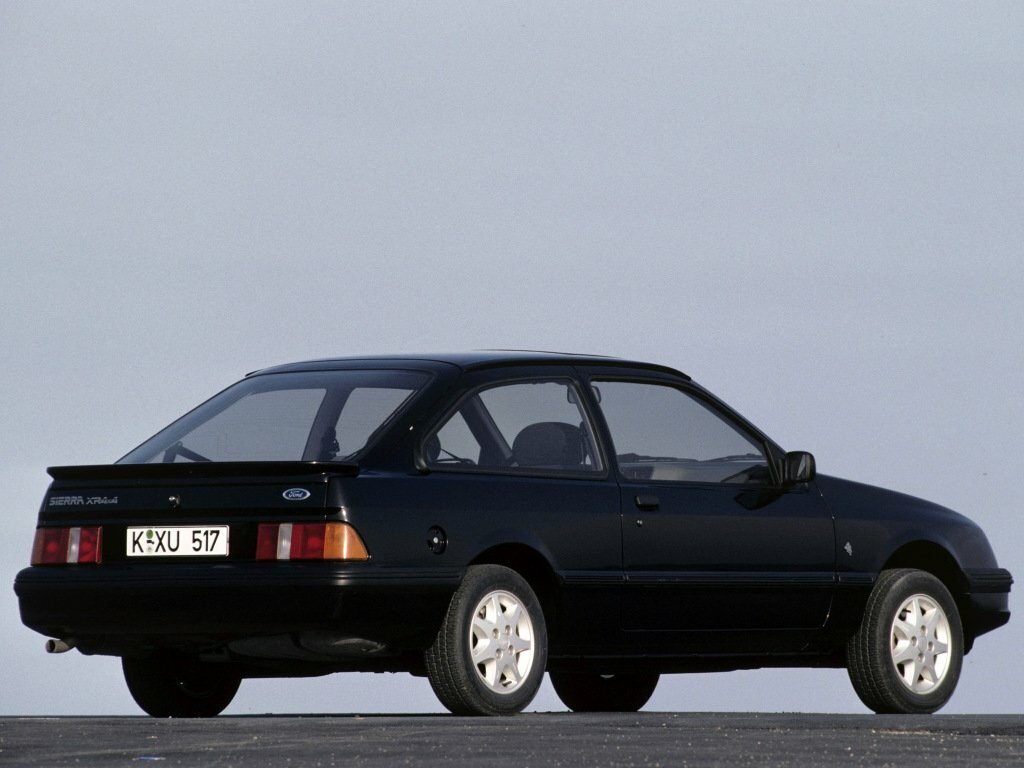 Ford Sierra, I Рестайлинг, 1987–1993, Хэтчбек 3 дв.: Вид сзади в три четверти