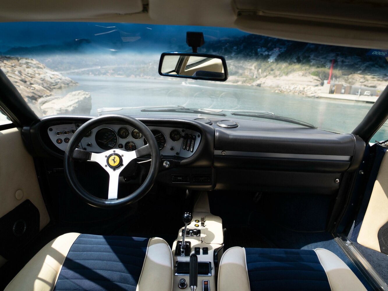 Ferrari Dino 208/308 GT4, , 1973–1978, Купе: Передняя панель