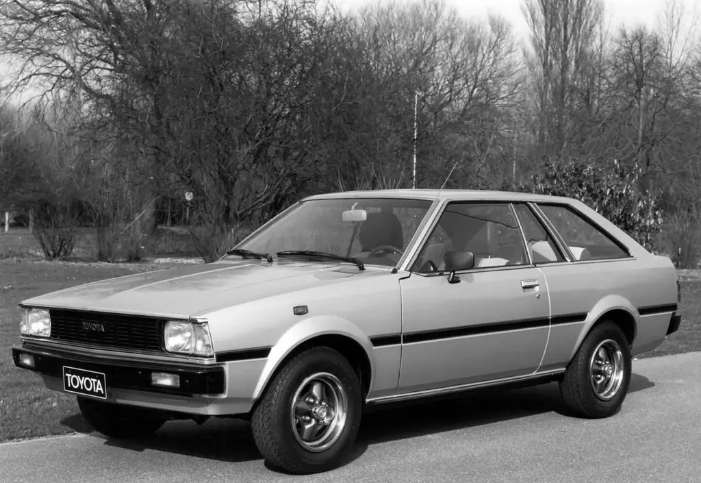 Toyota Corolla, 4 поколение, E70, Хэтчбек 3 дв., США, 03.1979 - 07.1983: фото поколения 5