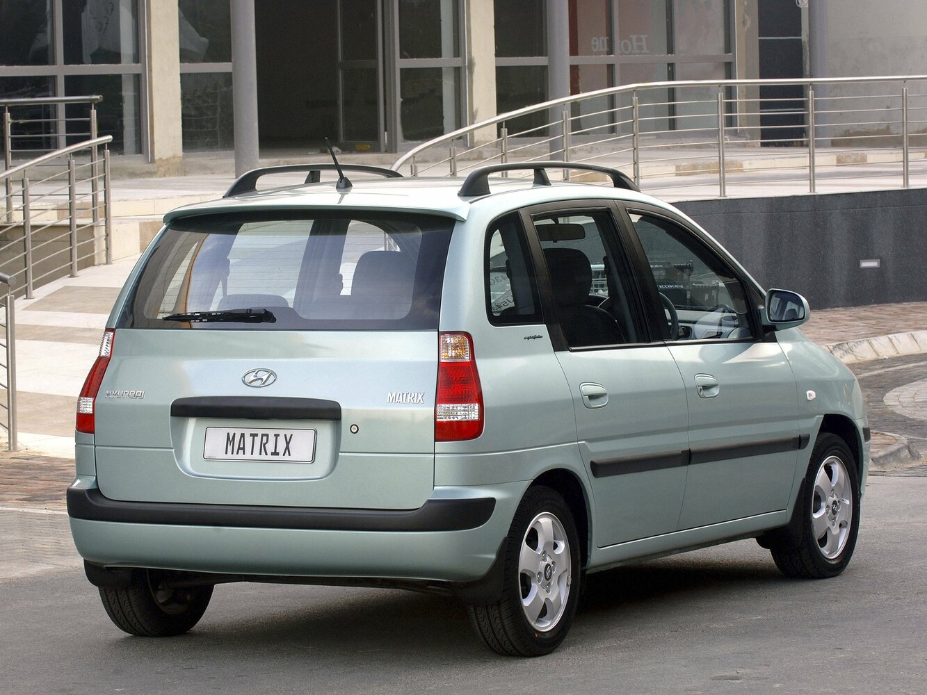 Hyundai Matrix, I Рестайлинг, 2005–2008, Компактвэн: Вид сзади в три четверти