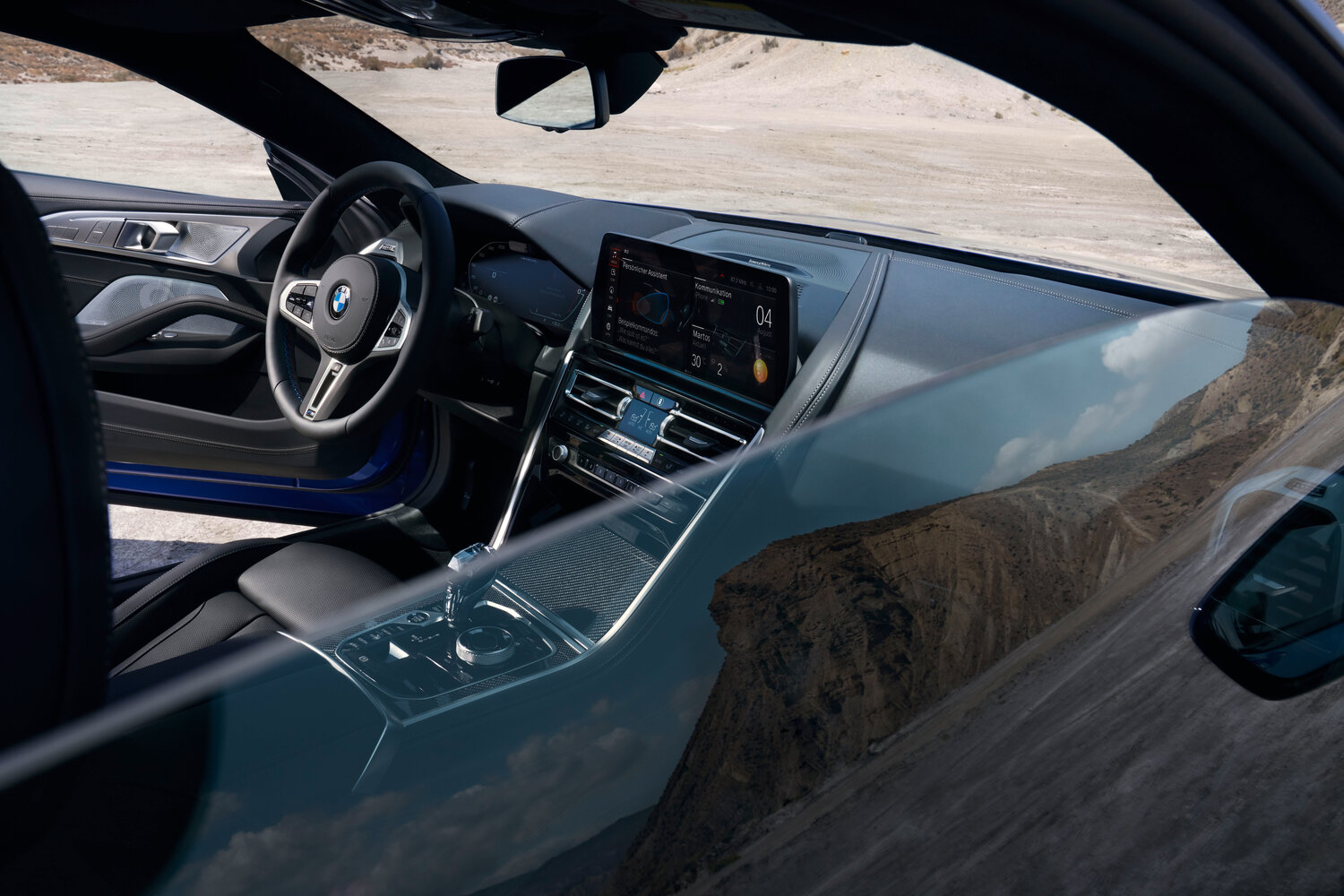 BMW 8 серии, II (G14/G15/G16) Рестайлинг, 2022–2026, Купе: Передняя часть салона