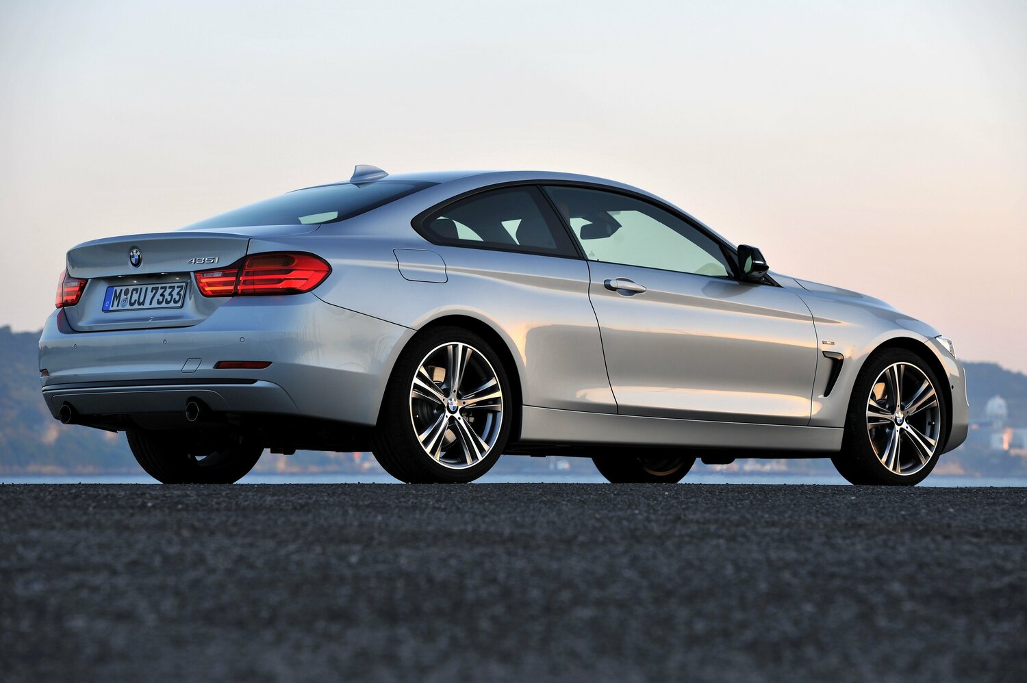 BMW 4 серии, F32/F33/F36, 2013–2017, Купе: Вид сзади в три четверти