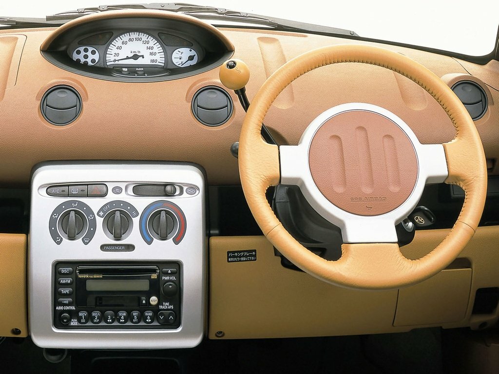 Toyota WiLL, I (Vi), 2000–2001, Sedan: Dashboard