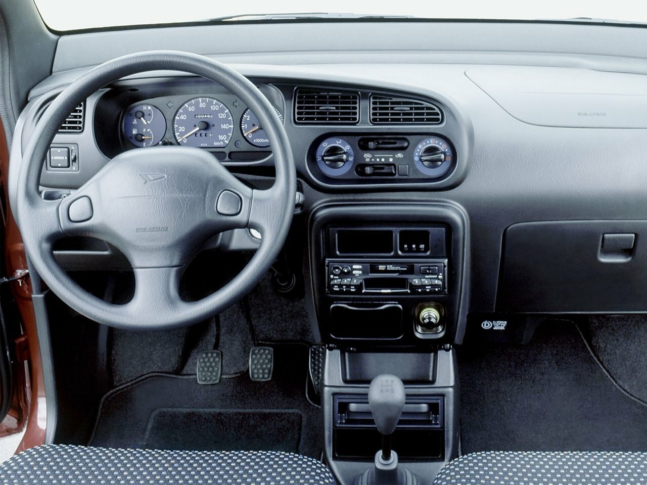 Daihatsu Move, II, 1998–2002, Микровэн: Передняя панель