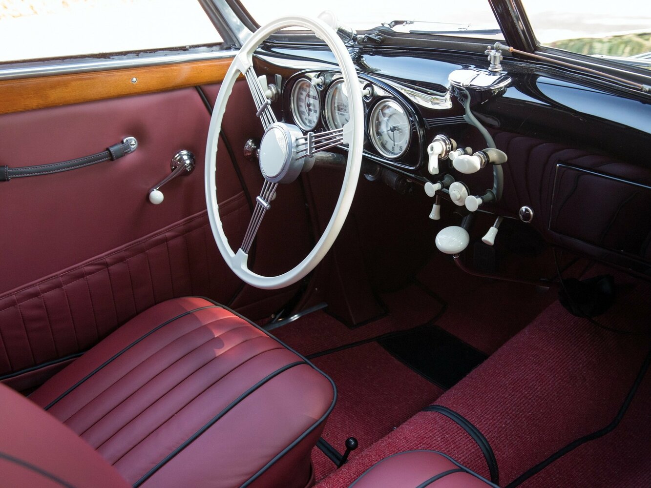 BMW 327, , 1937–1941, Кабриолет: Передняя часть салона