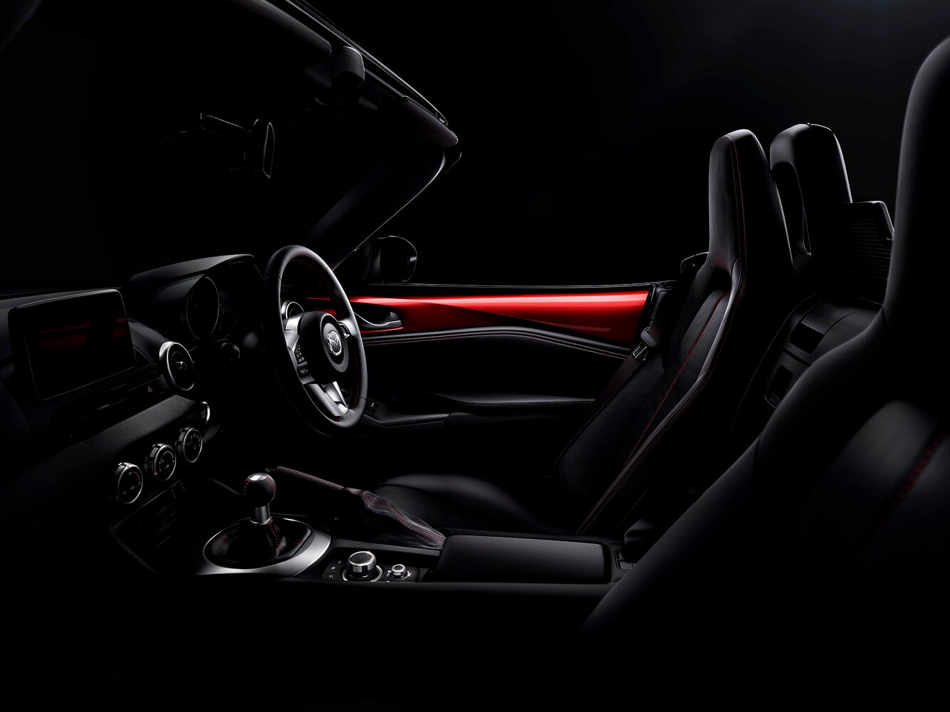 Mazda Roadster, IV (ND), 2015–2026, Convertible: Front cabin