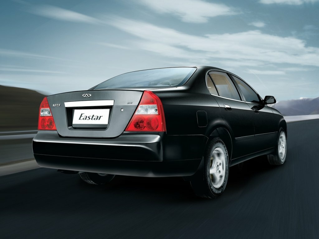 Chery Oriental Son (B11), , 2003–2012, Седан: Вид сзади в три четверти