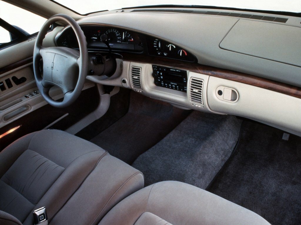 Oldsmobile Eighty-Eight, X, 1992–1999, Седан: Передняя часть салона