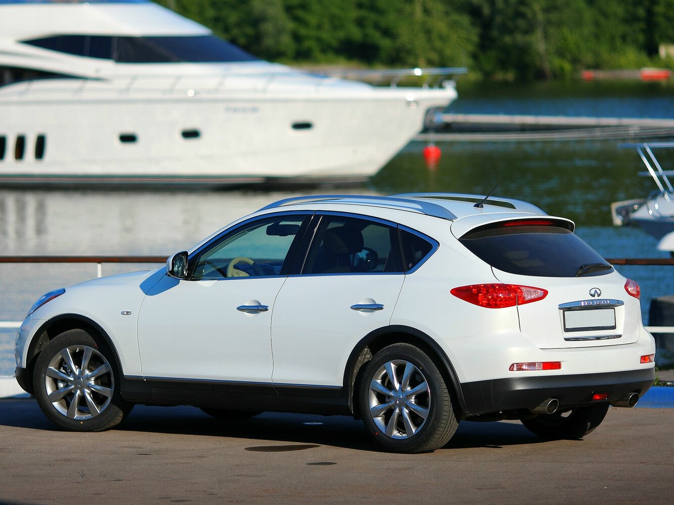 Infiniti EX, I (J50), 2007–2013, Внедорожник 5 дв.: Вид сзади в три четверти