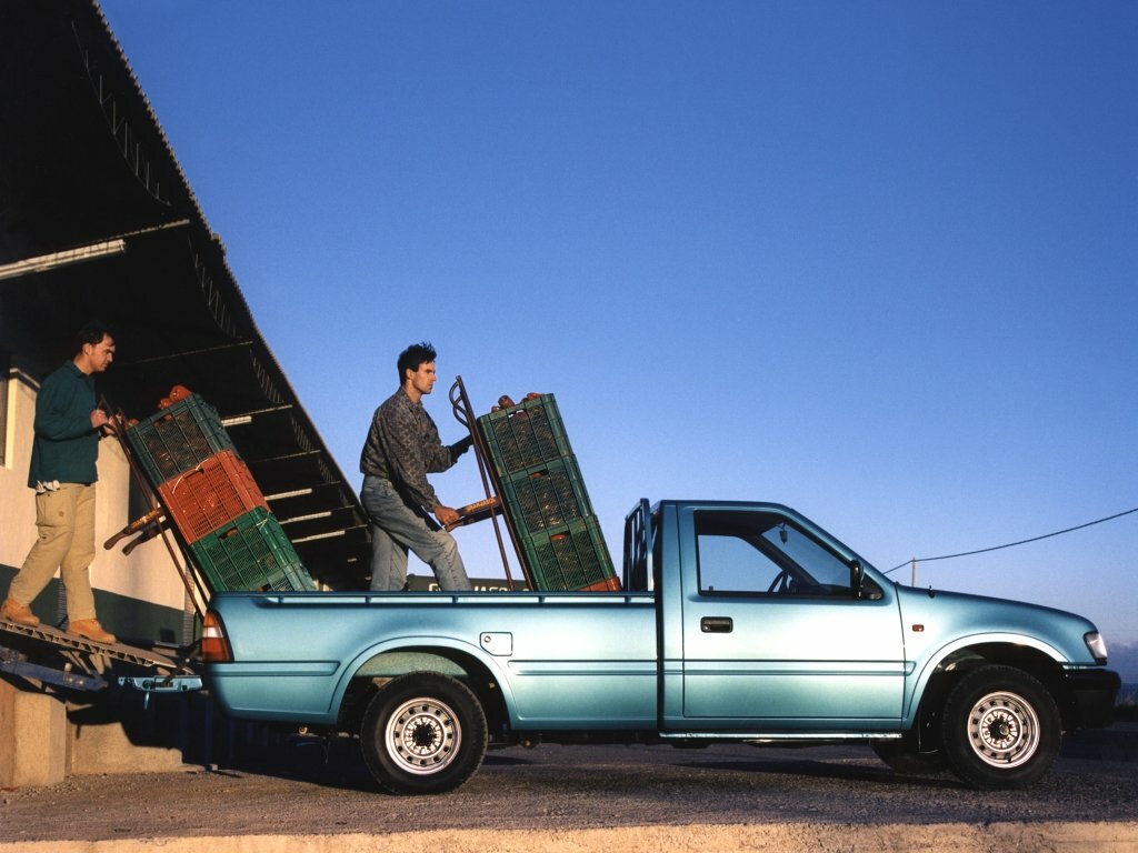 Opel Campo, , 1991–2000, Пикап Одинарная кабина: Вид сбоку