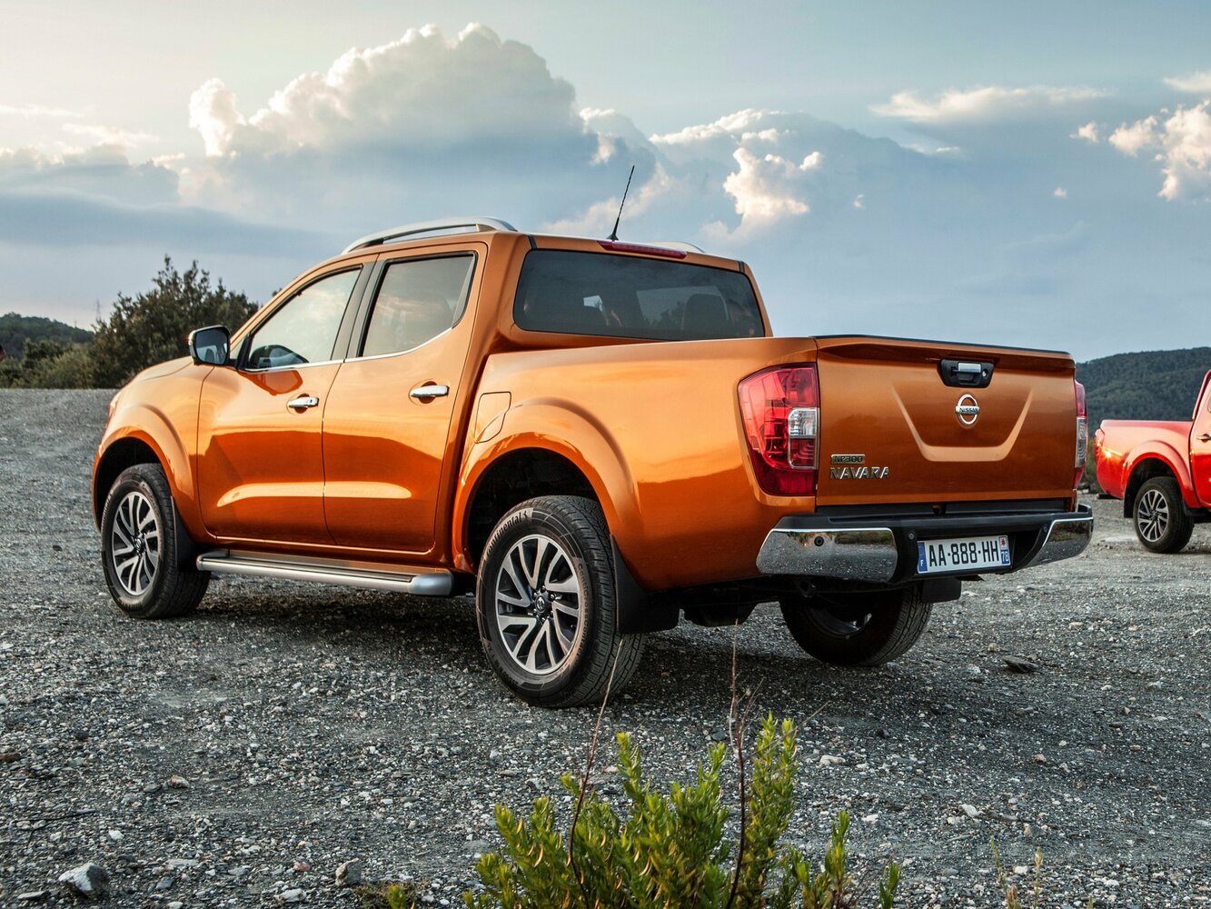 Nissan Navara (Frontier), IV (D23), 2014–2026, Pickup Двойная кабина Double-Cab: Rear three-quarter view