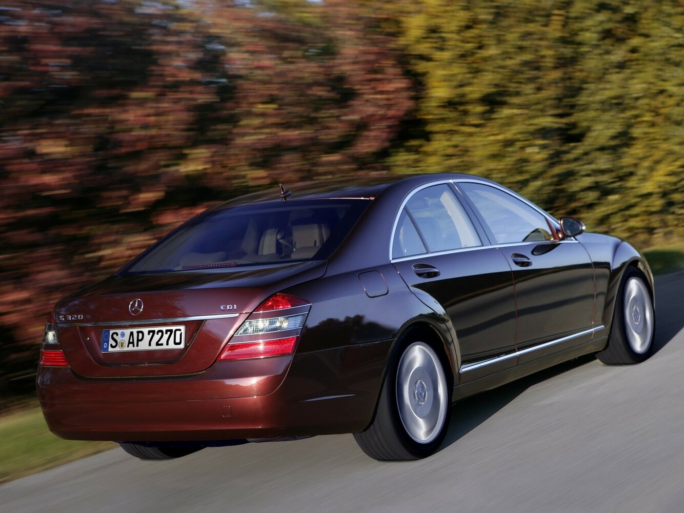 Mercedes-Benz S-Класс, V (W221), 2005–2009, Седан: Вид сзади в три четверти