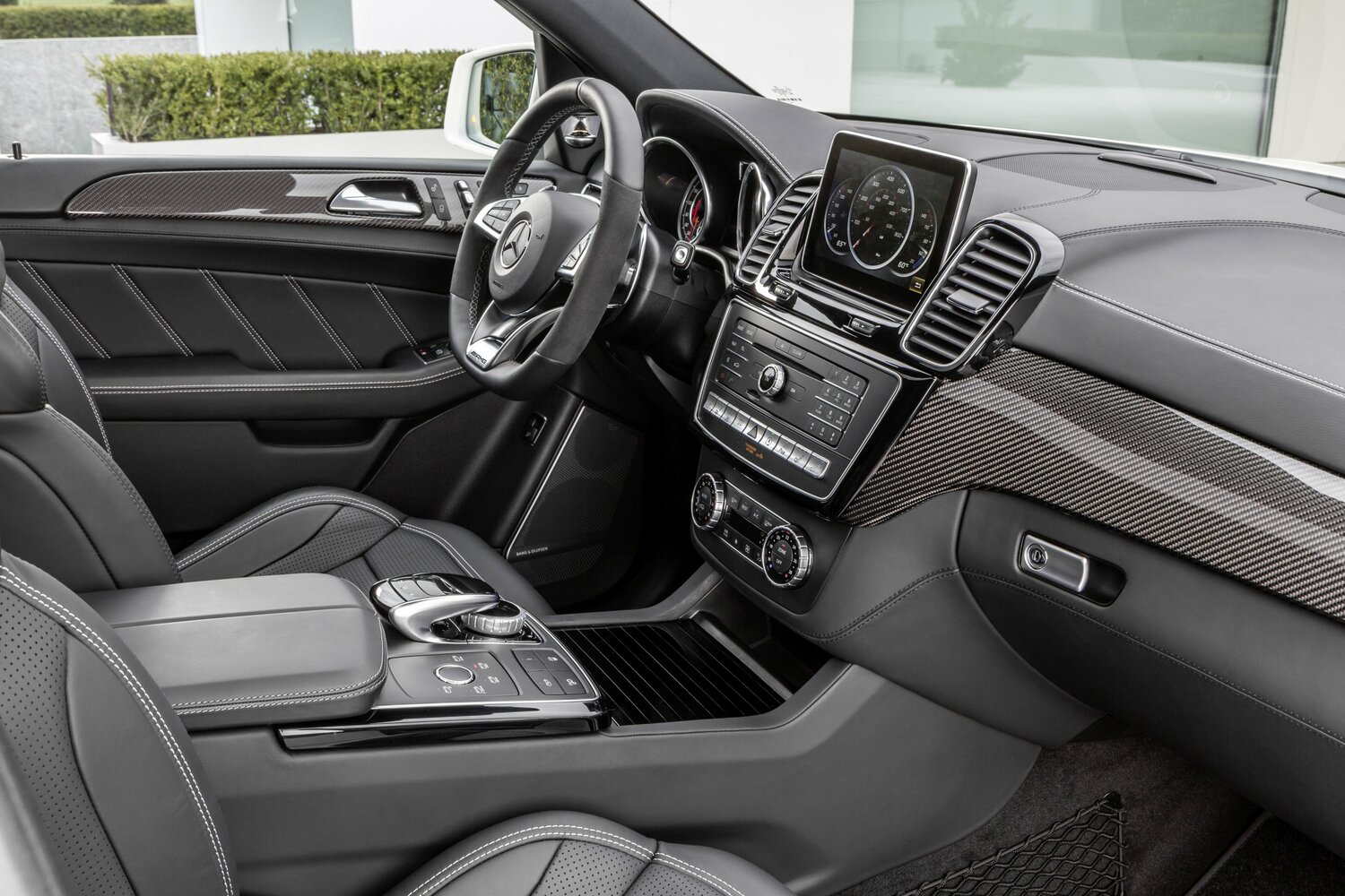 Mercedes-Benz GLE AMG, I (W166), 2015–2018, Внедорожник 5 дв.: Передняя часть салона