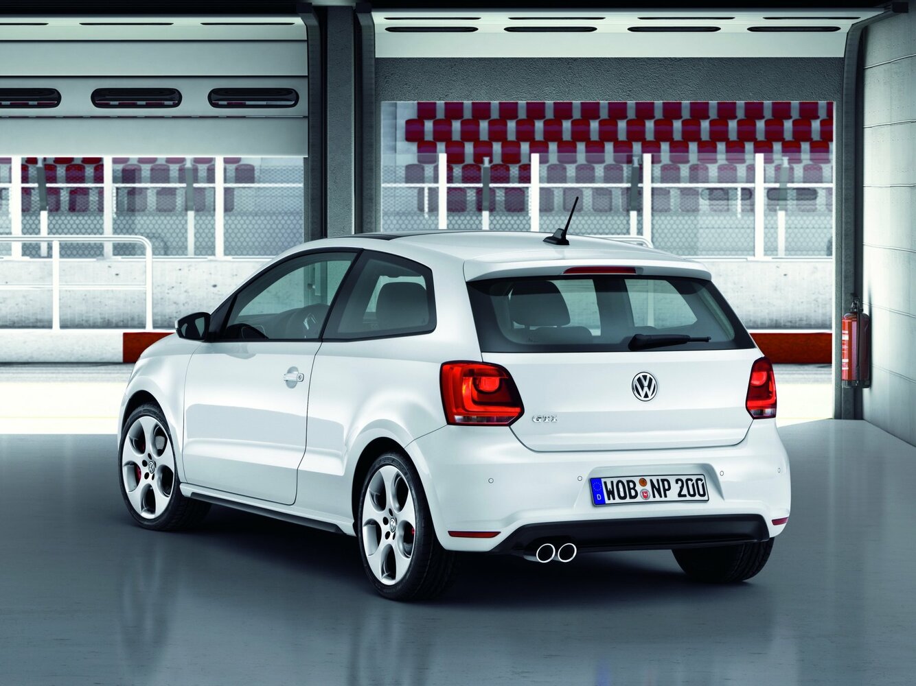 Volkswagen Polo GTI, V, 2009–2014, Хэтчбек 3 дв.: Вид сзади в три четверти
