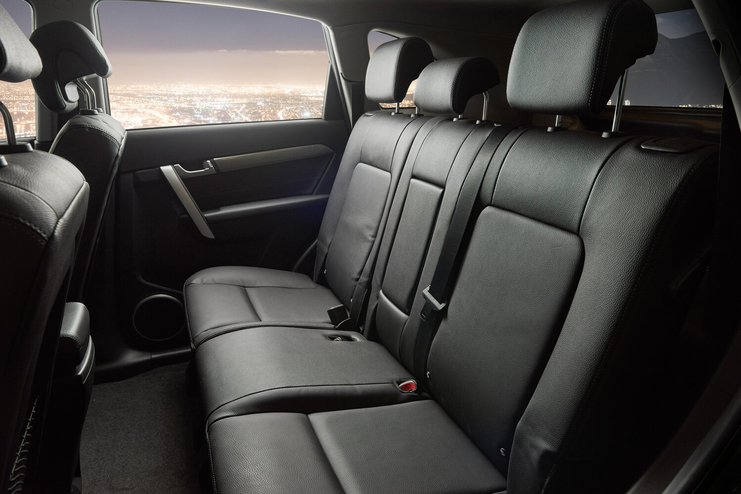Chevrolet Captiva, I Рестайлинг 3, 2015–2018, Внедорожник 5 дв.: Задняя часть салона