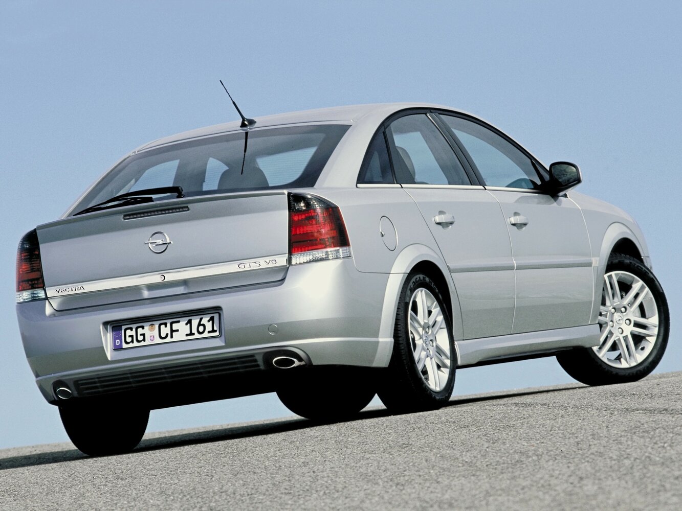 Opel Vectra, C, 2002–2005, Liftback: Rear three-quarter view