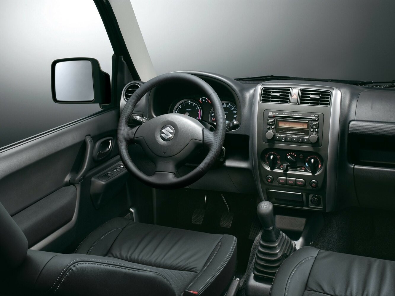 Suzuki Jimny, III Рестайлинг 1, 2005–2012, Внедорожник 3 дв.: Передняя часть салона