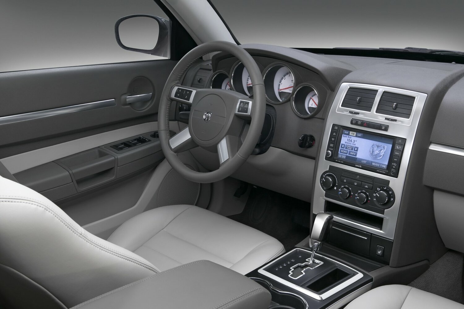 Dodge Magnum, II Рестайлинг, 2007–2008, Универсал 5 дв.: Передняя часть салона