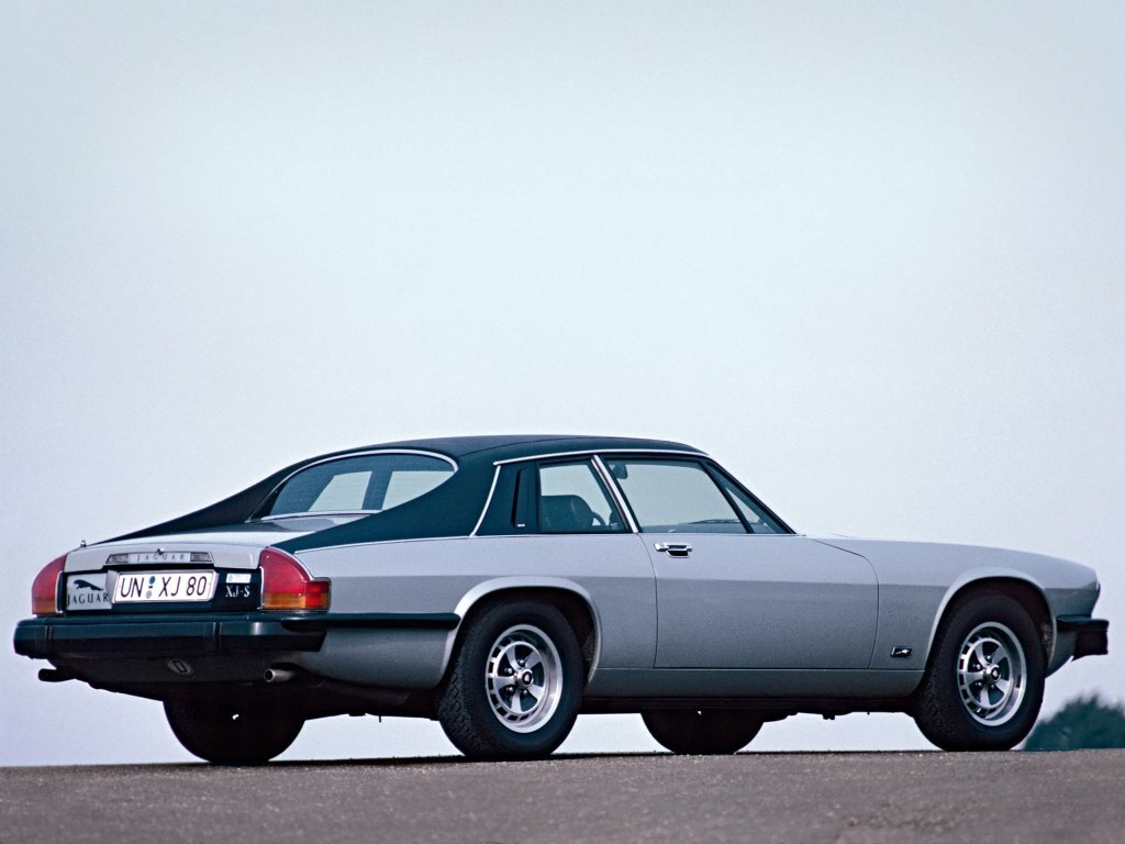 Daimler XJS, , 1973–1977, Coupe: Rear three-quarter view