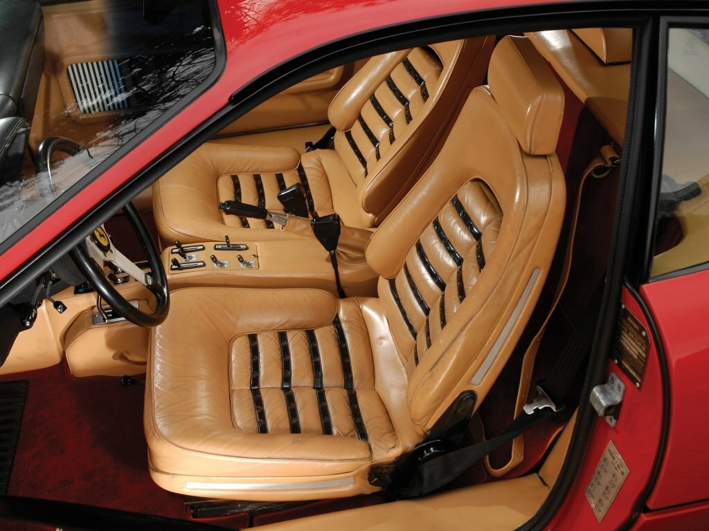 Ferrari 512 BB, , 1976–1984, Купе: Передняя часть салона
