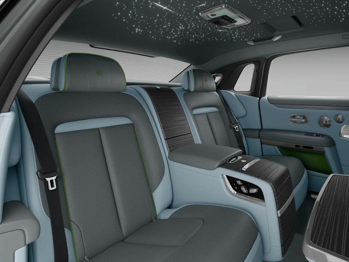Rolls-Royce Ghost, II facelift (Series II), 2024–2026, Sedan Extended: Rear cabin