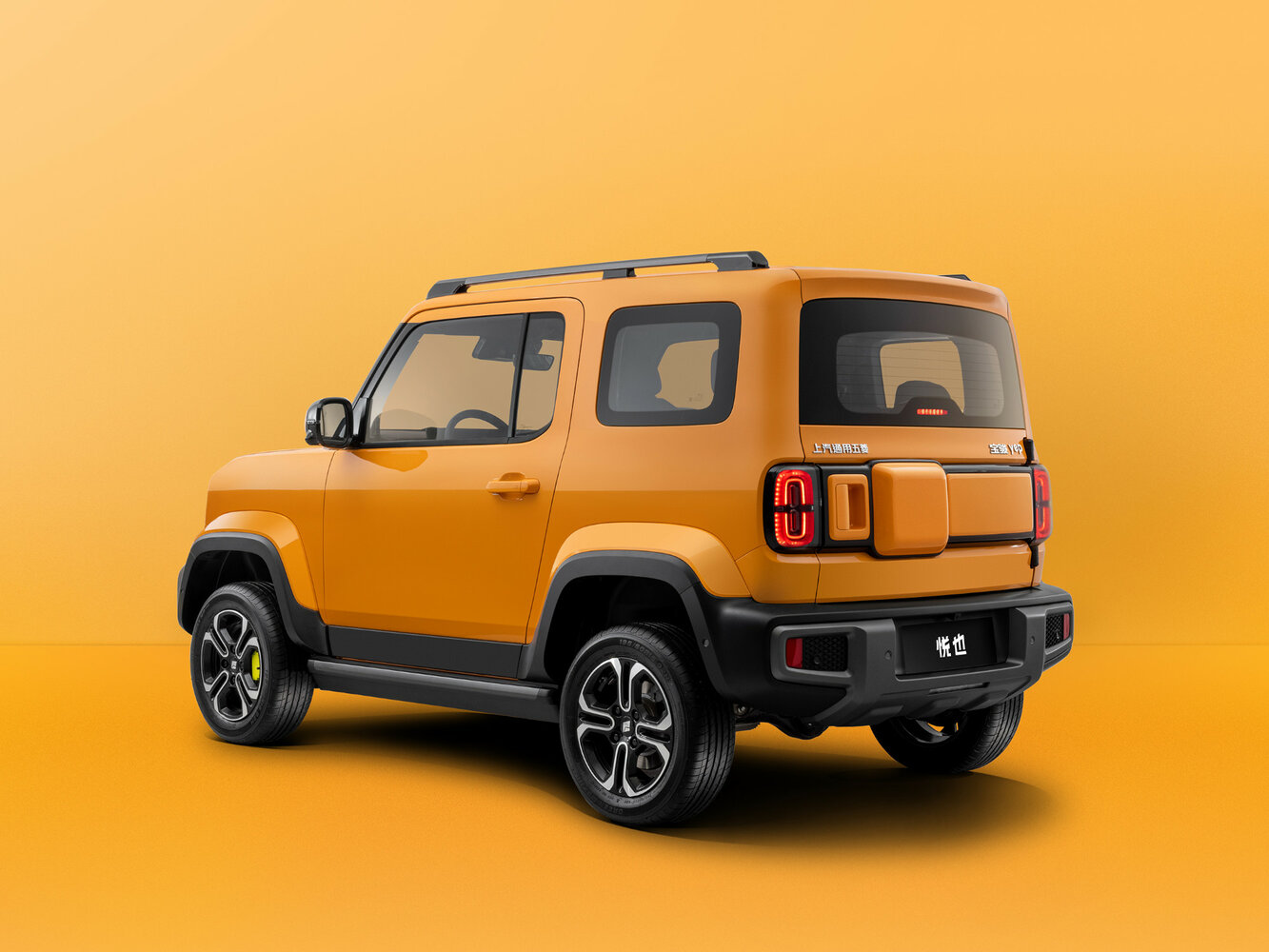 Baojun Yep, , 2023–2026, SUV 3 door: Rear three-quarter view