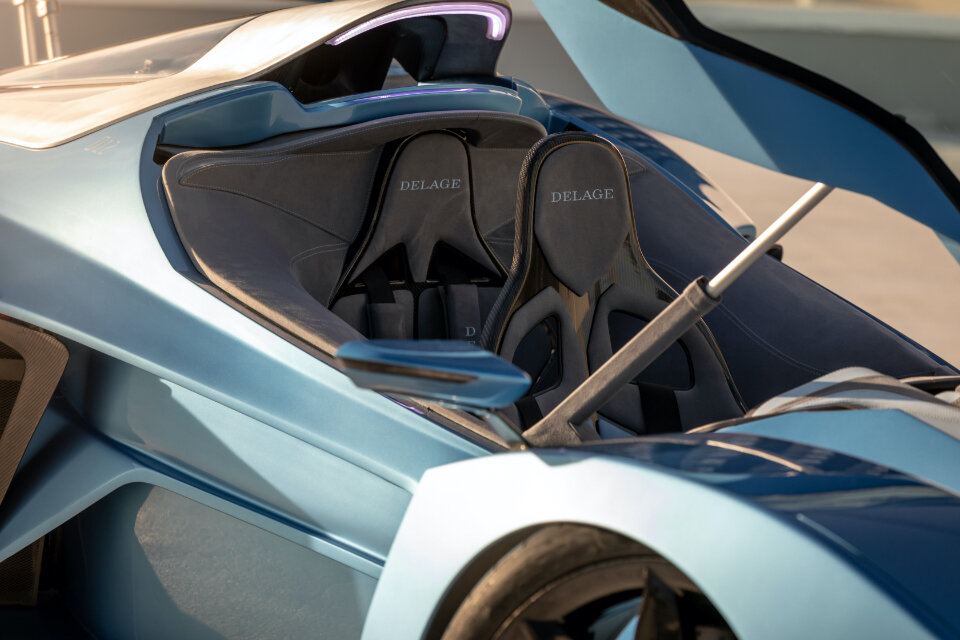 Delage D12, , 2020–2026, Купе: Передняя часть салона