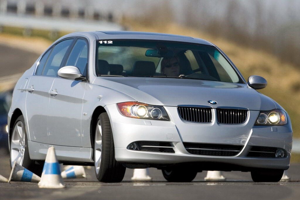BMW 3-series, 5 поколение, E90, Седан, США, 01.2005 - 08.2008: фото поколения 6