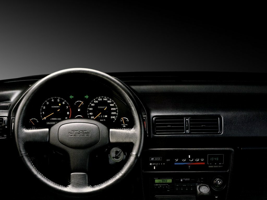 Toyota Celica, IV (T160), 1985–1990, Hatchback 3 door: Dashboard