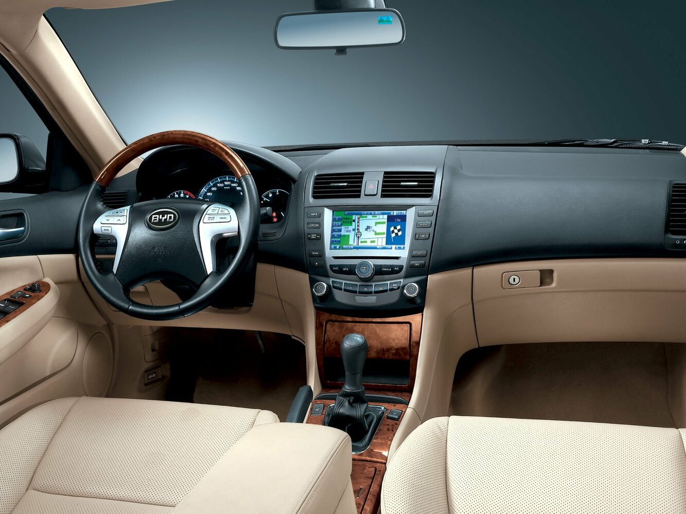 BYD F6, , 2007–2012, Седан: Передняя панель