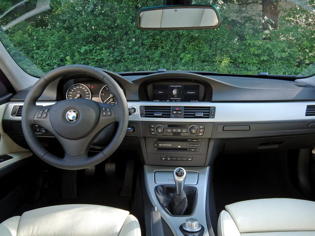 BMW 3-series, 5 поколение, E90, Универсал, Россия, 12.2004 - 08.2008: фото поколения 10