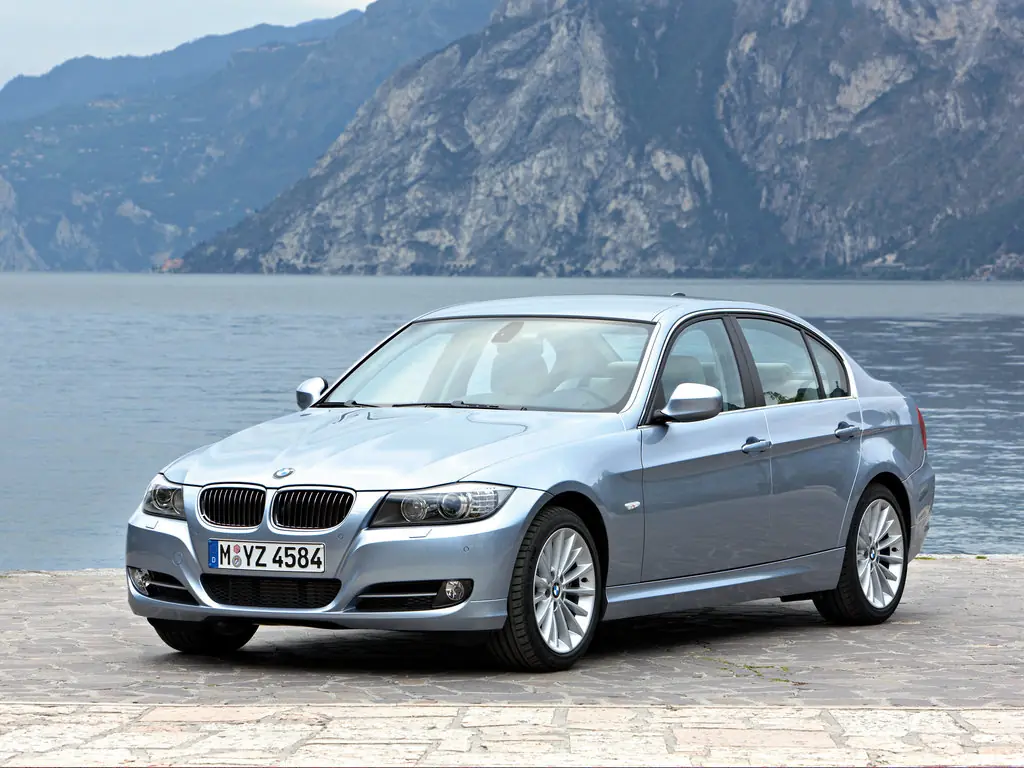 BMW 3-series, 5 поколение, E90, рестайлинг, Седан, Россия, 09.2008 - 01.2012: фото поколения 1