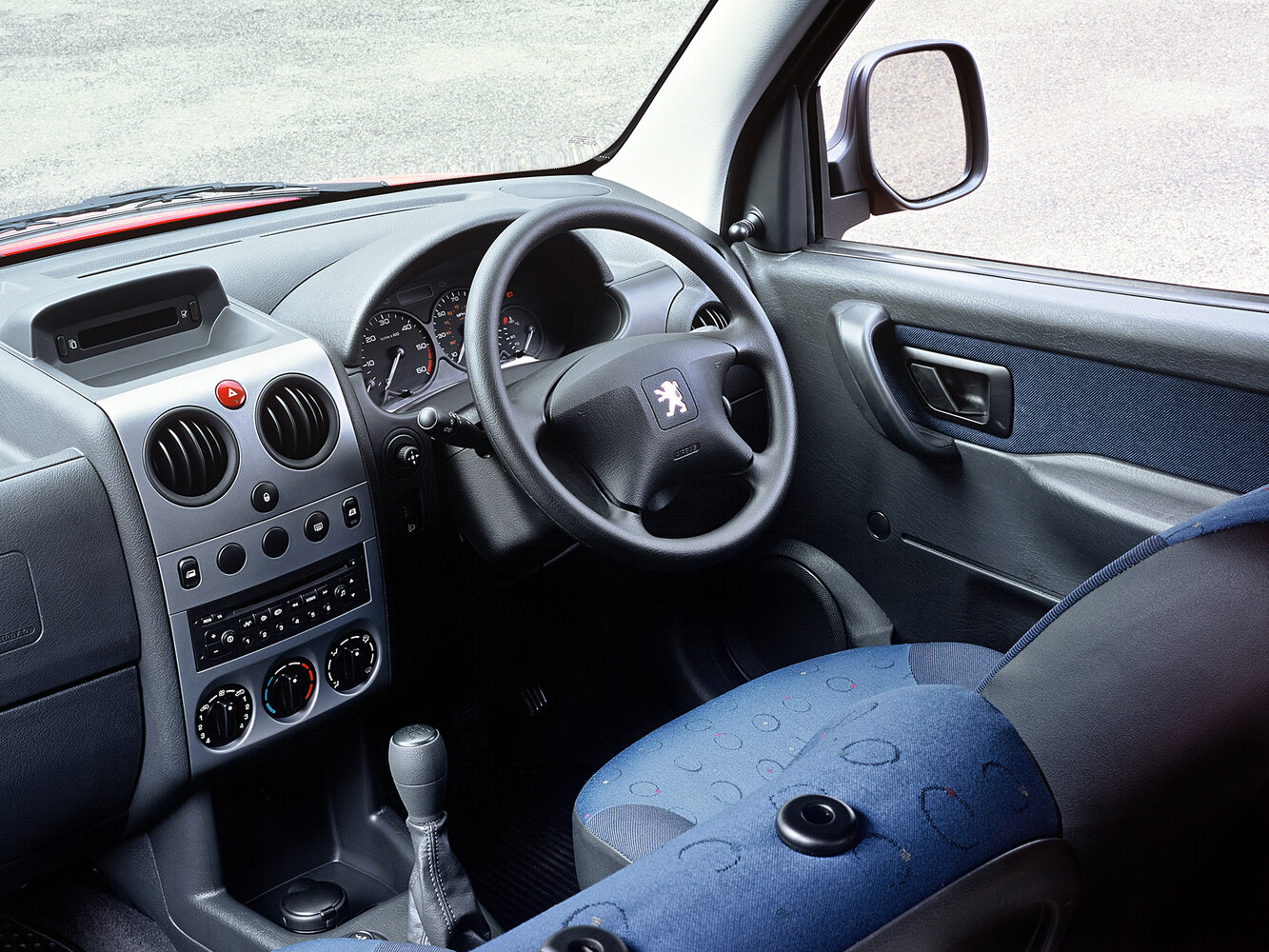 Peugeot Partner, I Рестайлинг, 2002–2012, Фургон: Передняя часть салона