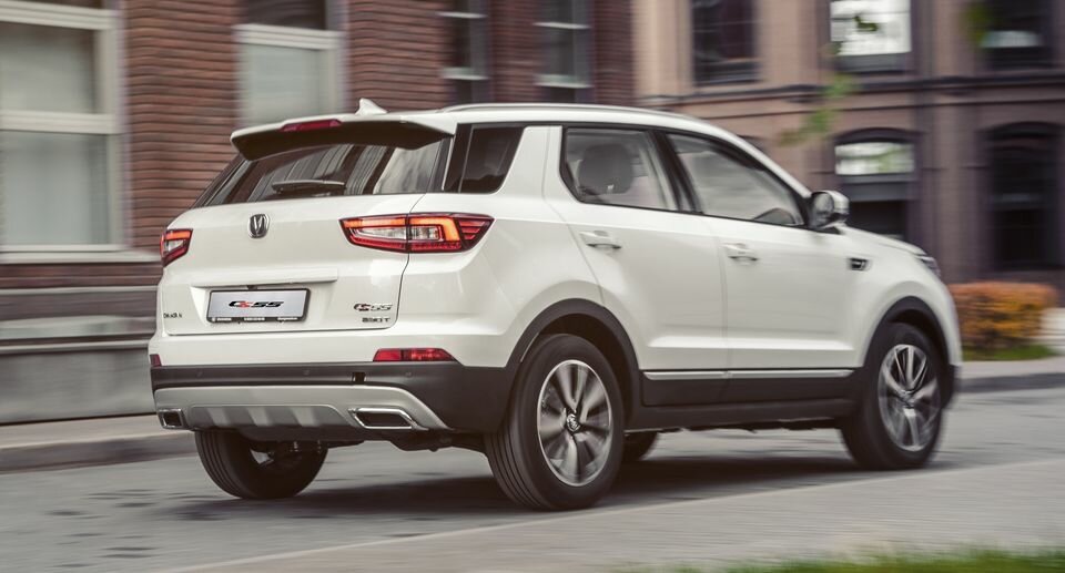 Changan CS55, , 2017–2023, Внедорожник 5 дв.: Вид сзади в три четверти