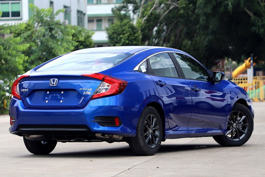 Honda Civic, 10 поколение, рестайлинг, Седан, Китай, 08.2018 - 08.2021: фото поколения 4