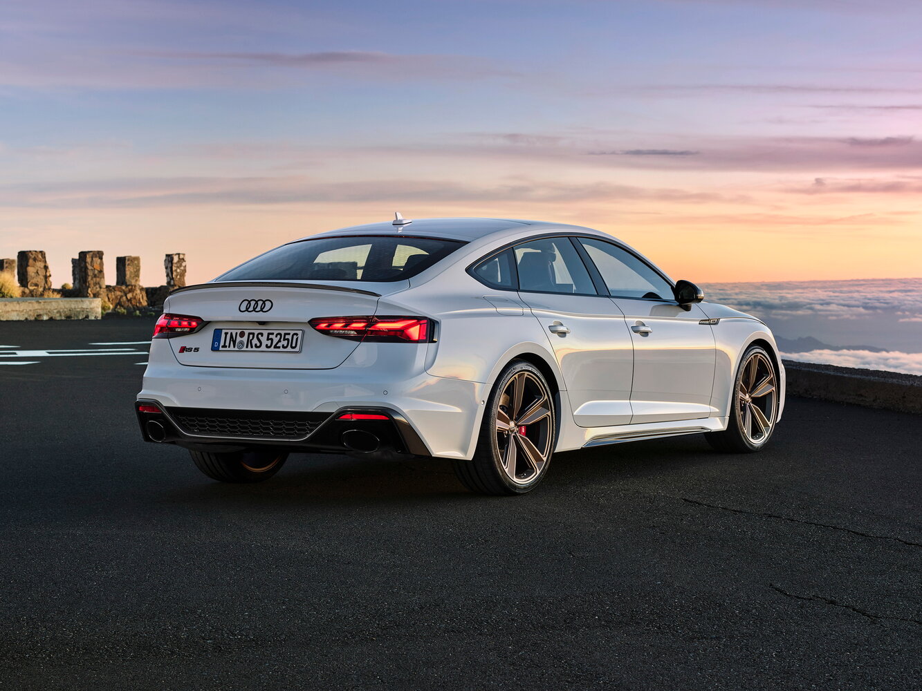 Audi RS 5, II (F5) Рестайлинг, 2019–2025, Лифтбек Sportback: Вид сзади в три четверти