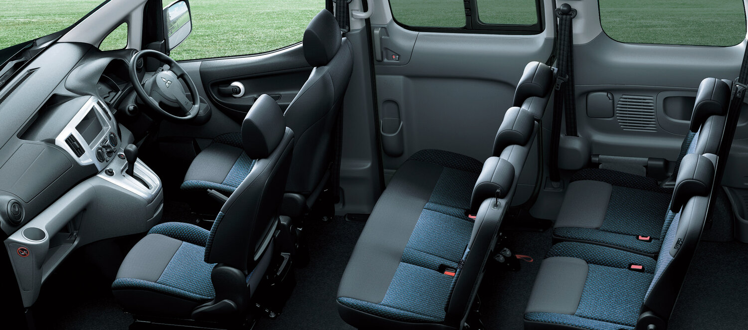 Mitsubishi Delica d 3, , 2011–2019, Minivan: Rear cabin
