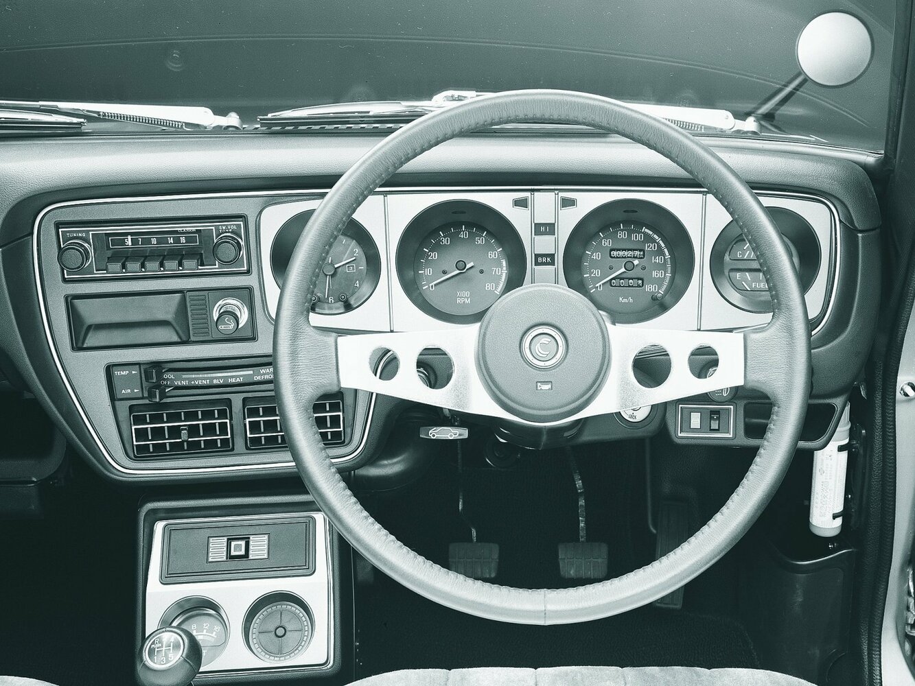Datsun Cherry, II, 1974–1978, Coupe: Dashboard
