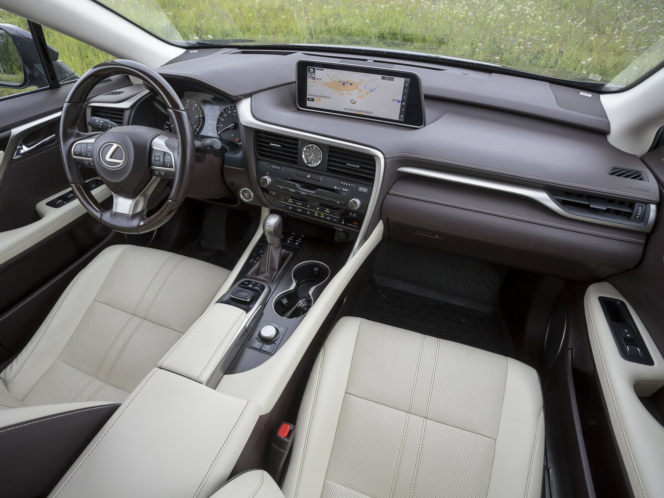 Lexus RX, IV, 2015–2019, Внедорожник 5 дв. L: Передняя часть салона